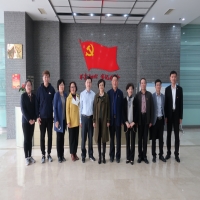 �����������^(q��)�M�����L(zh��ng)�R��һ�Ё�(l��i)�����{(di��o)��ָ��(d��o)